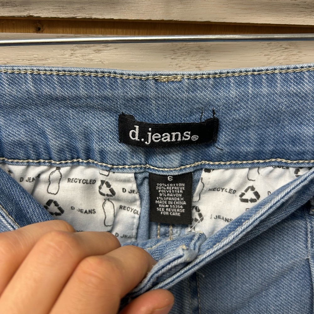d. jeans Light Blue Straight Leg Women's Jeans - Picture 2 of 4